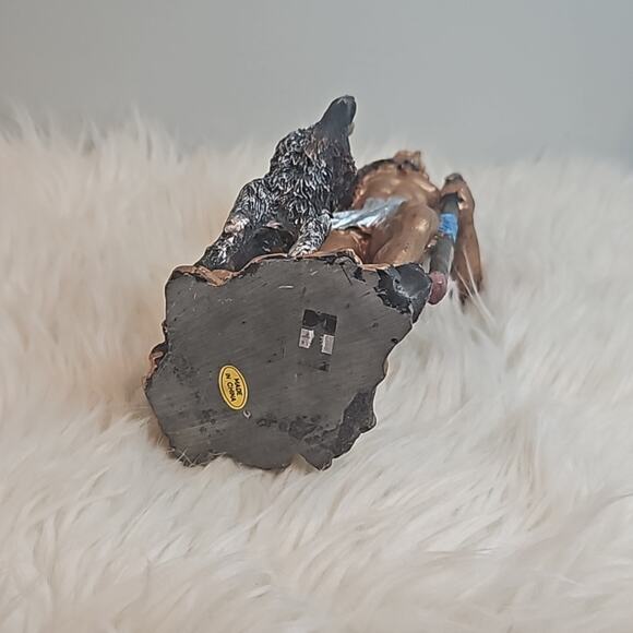 American Indian Statue Figure - Picture 5 of 6